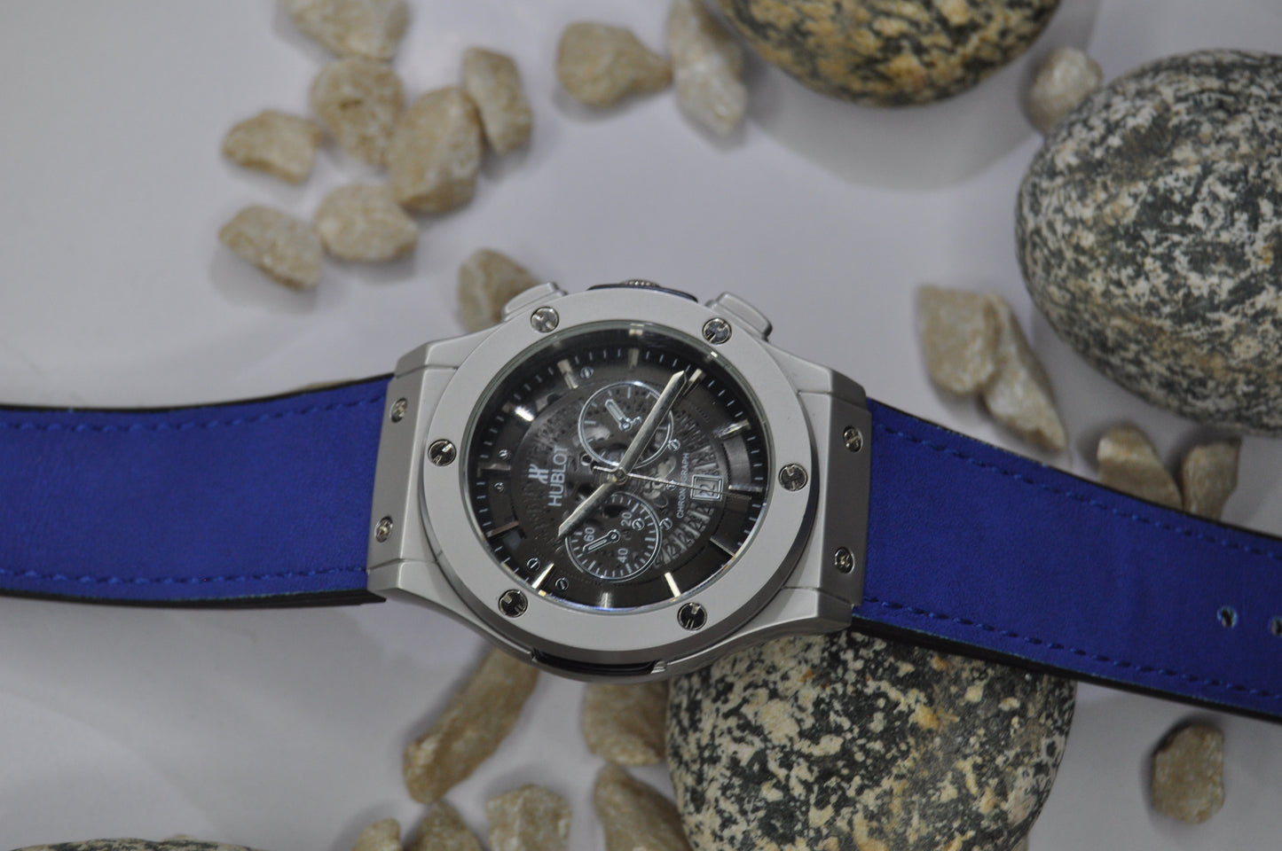 MOST DIMANDED HUBLOT WATCHES DEAL AVAILABLE WITH J. JANAN & ZARAR POCKET PERFUME