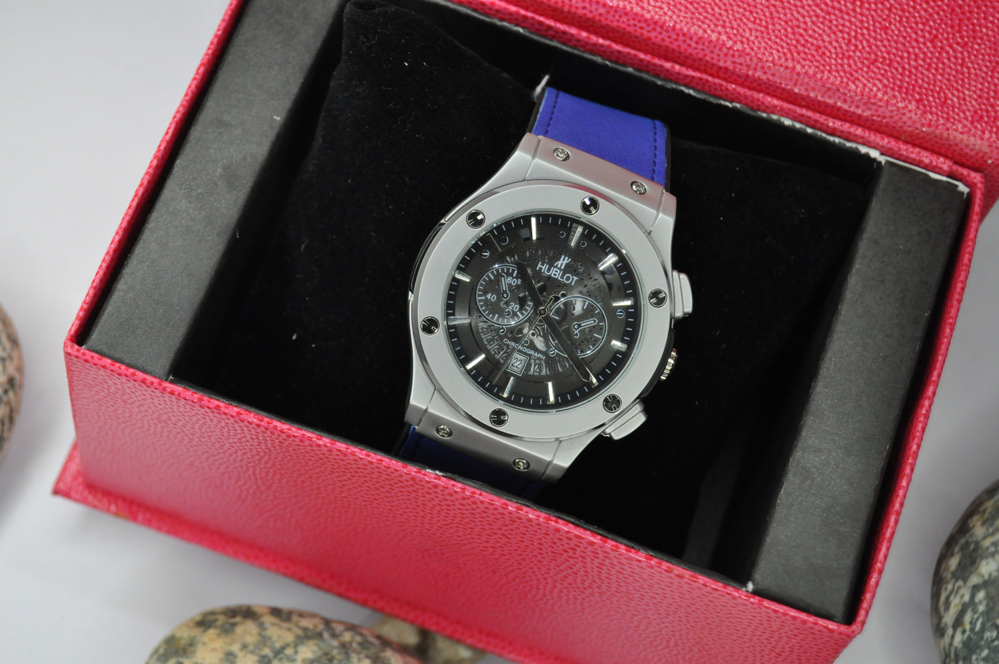 MOST DIMANDED HUBLOT WATCHES DEAL AVAILABLE WITH J. JANAN & ZARAR POCKET PERFUME