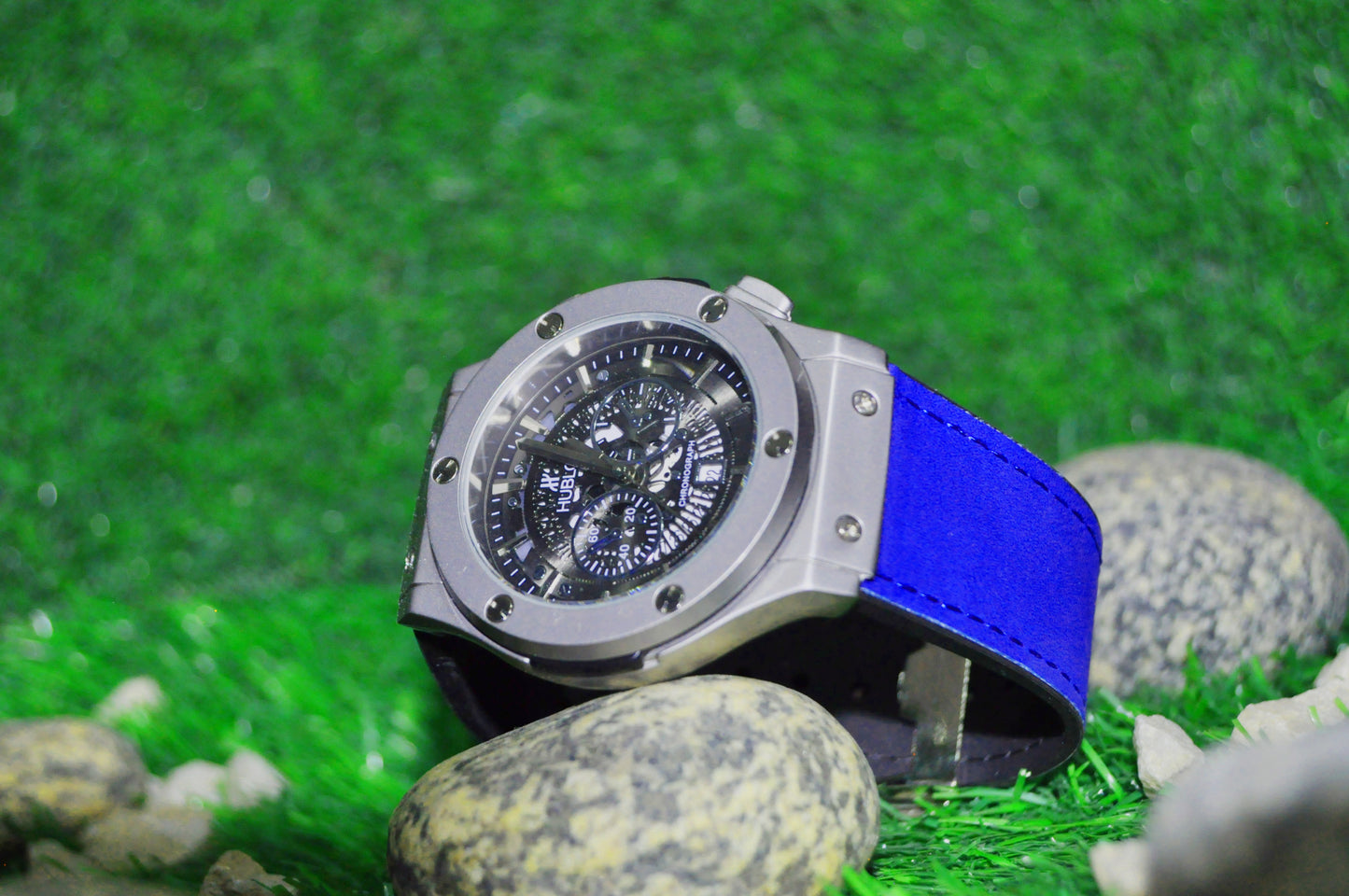 MOST DIMANDED HUBLOT WATCHES DEAL AVAILABLE WITH J. JANAN & ZARAR POCKET PERFUME