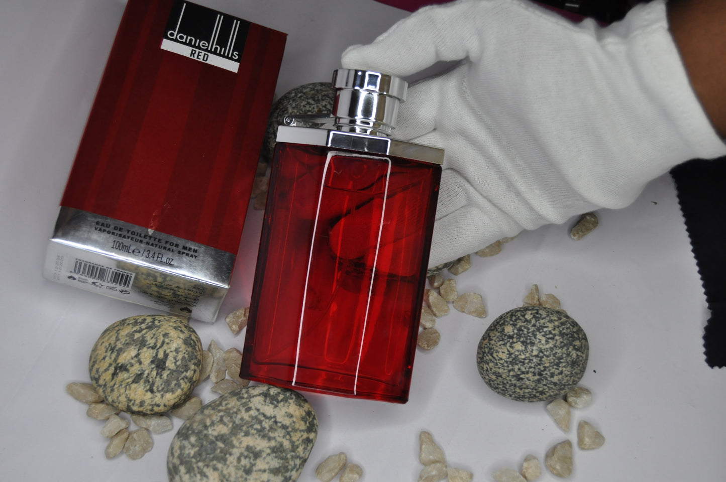 danielhills red PERFUME